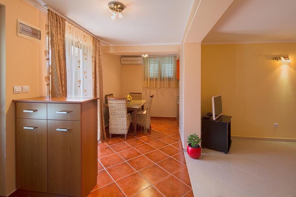 Apartments Mika Budva Dış mekan fotoğraf